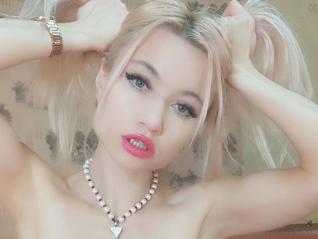 AlinaJoi photos