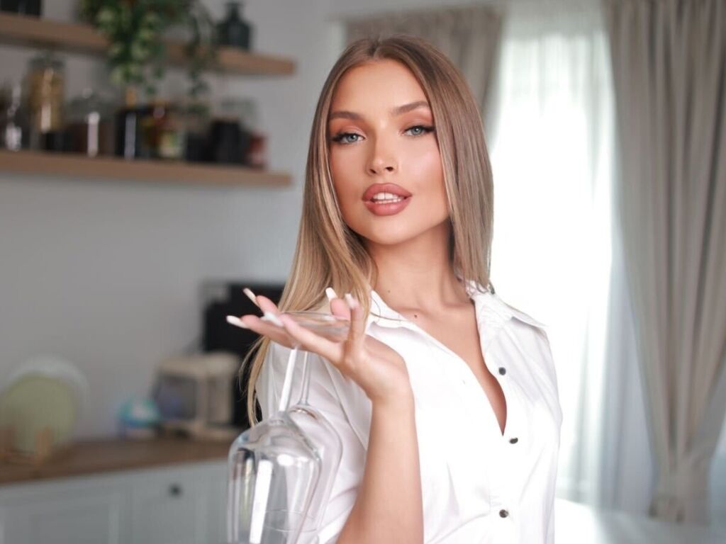 LeyahSummer photos