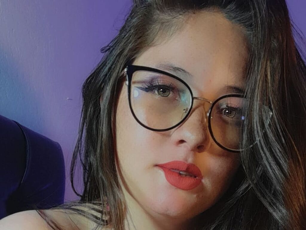 LyzAdams photos