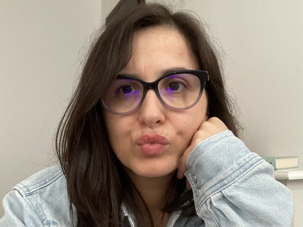 SophieLou photos