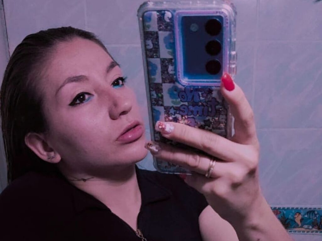 VioletaSolokov photos
